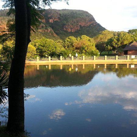 On Golden Pond - Mount Amanzi Apartment Hartbeespoort Exterior photo